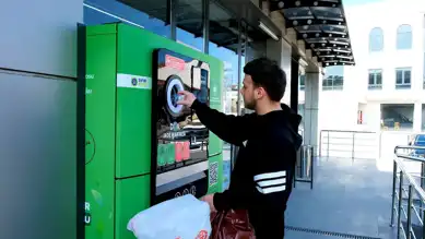 Bakan Kurum'dan Çocuklara Geri Dönüşüm Animasyonu