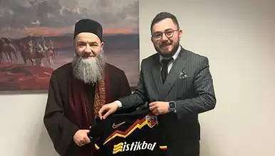Din Adamı Acilen Hastaneye Kaldırıldı