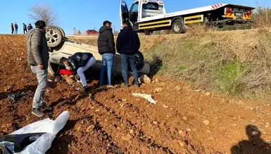 Osmaniye'de Takla Atan Otomobil: 2 Yaralı