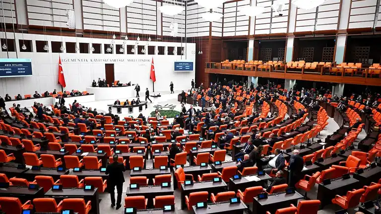 Emekliler İçin Rekor Meclis Mesaisi!